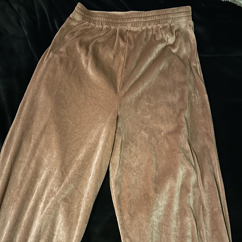 SKIMS Tan velvet flare pants